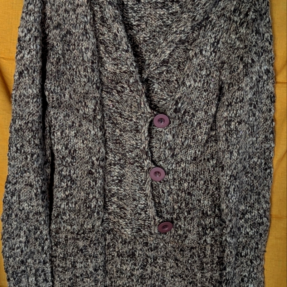 Buckle Brand Women's Hooded Sweater - Picture 6 of 7